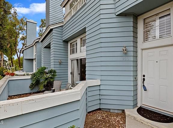 2nd image of 935 Goodman St