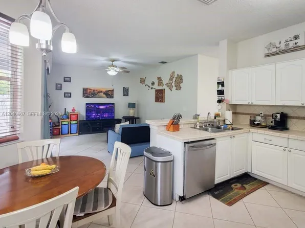 15751 SW 20th St #0, Hollywood, FL 33027