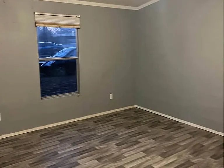 3410 S Henderson Blvd — Photo 4