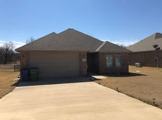 810 Darter Ct, Pottsboro, TX 75076
