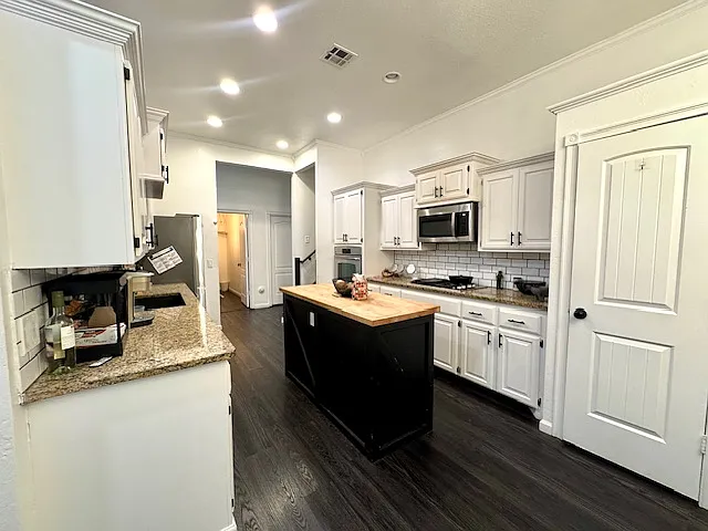 2900 Cimarron Dr — Photo 23
