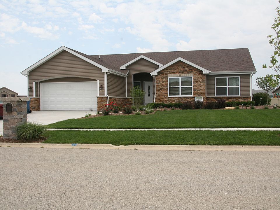 1st image of 1861 Willowbrook Drive