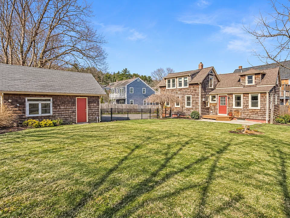 14 Morse Ct