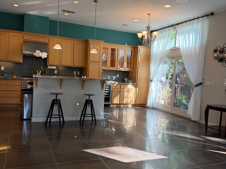 Closer look as we talk towards the kitchen area