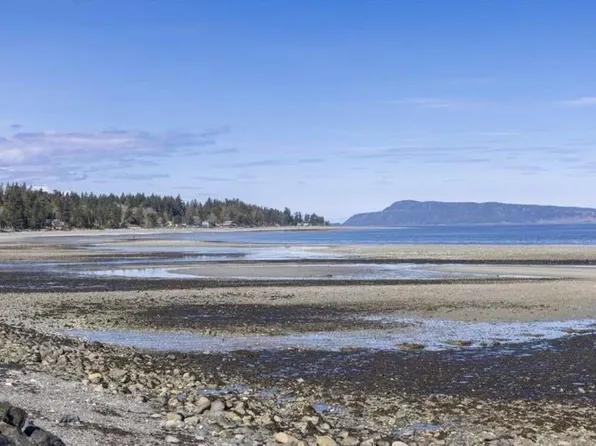 6050 Island Hwy W Unit 53, Qualicum Beach, BC V9K 2E1