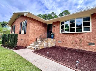 409 Sharon Rd, Chapel Hill, NC 27517