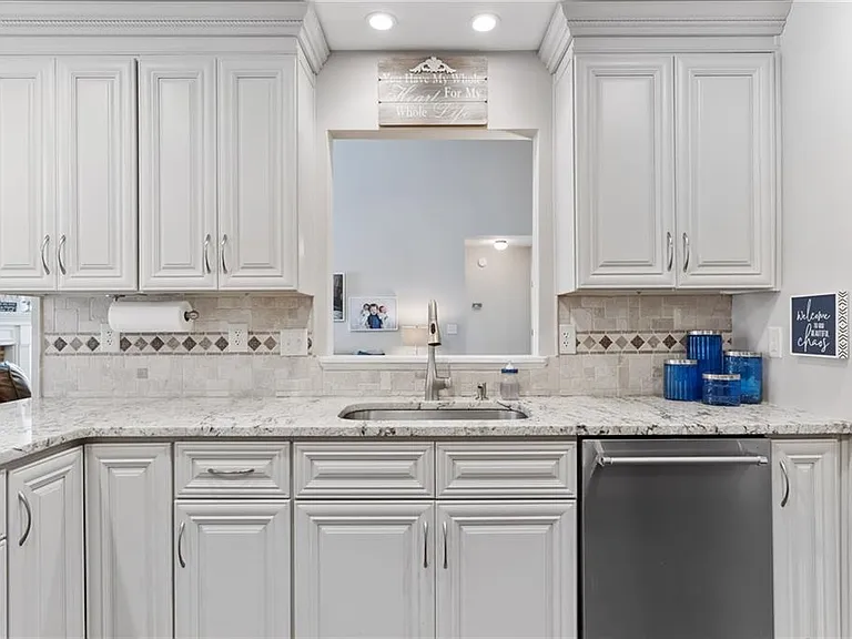 4735 Bryn Ridge Ct — Photo 17