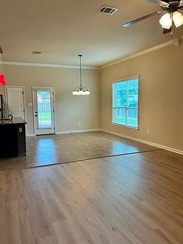208 Knoll Pine Cir — Photo 4