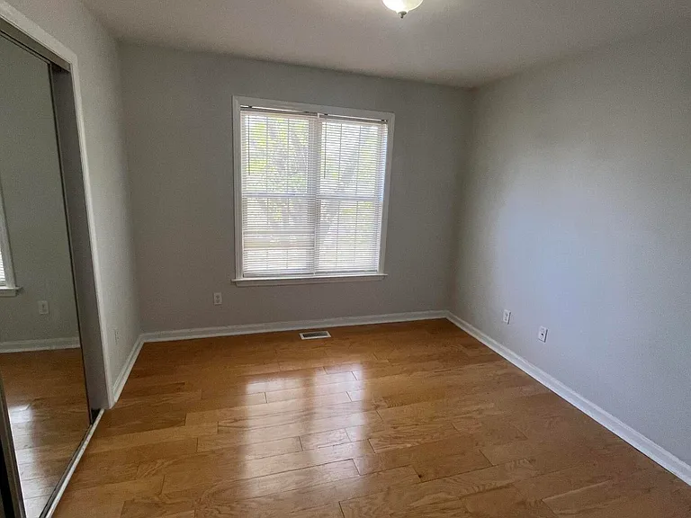 2036 Turtle Point Dr — Photo 11