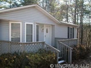 11 Rolling Oaks Dr, Asheville, NC 28806