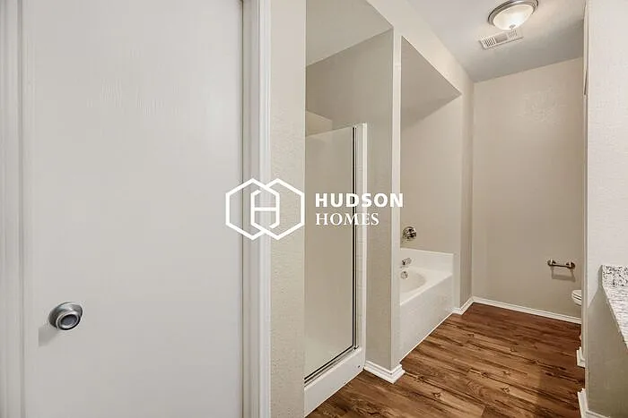 7406 Lake Front Trl — Photo 17