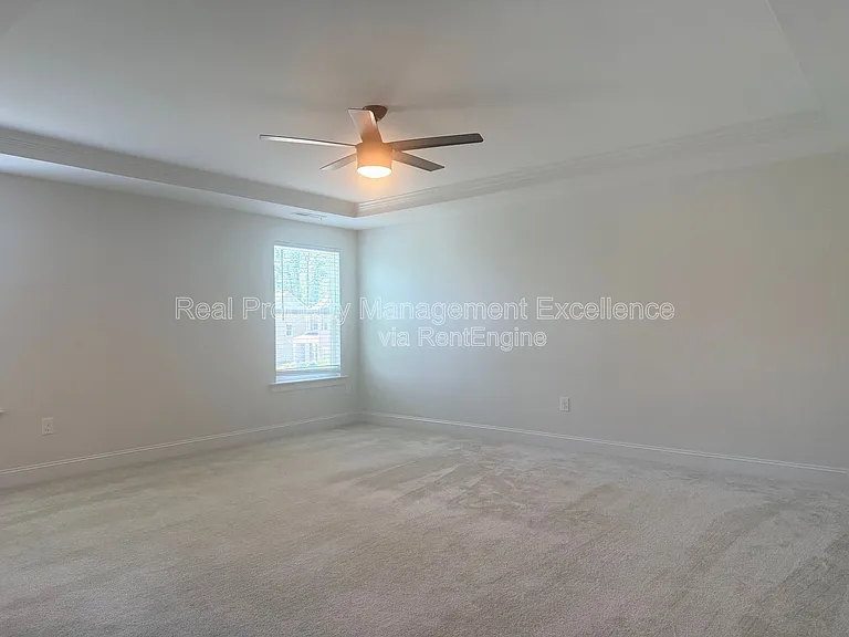 16 Clear Creek Cir — Photo 41