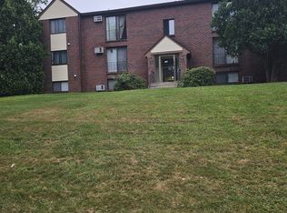 235 18th St #204, Dracut, MA 01826