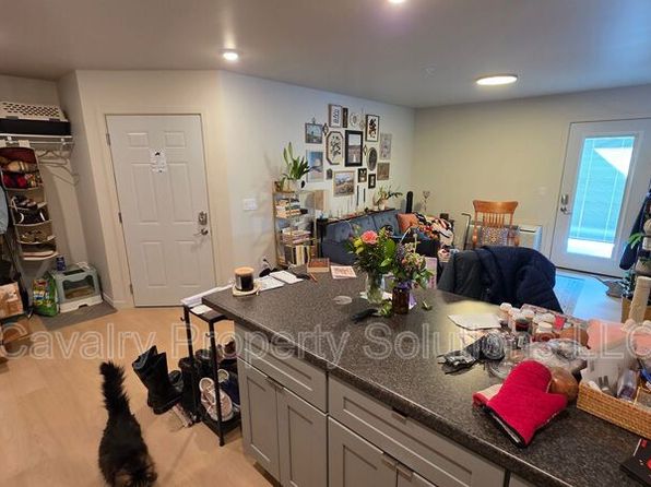 1221 Commonwealth Ave #205