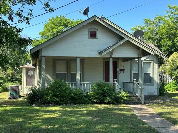 818 E Boynton St, Hamilton, TX 76531