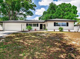 2141 Indian Ave S, Belleair Bluffs, FL 33770