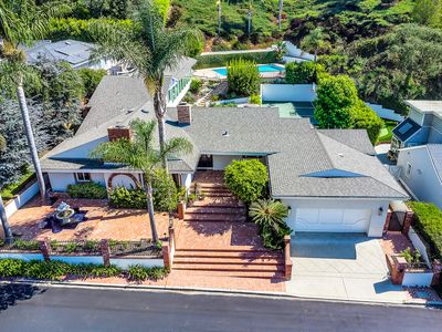 160 N Thurston Ave, Los Angeles, CA, 90049