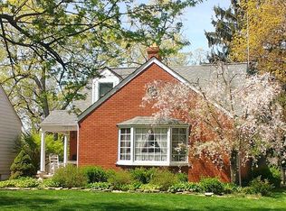 29116 Evergreen St, Flat Rock, MI 48134