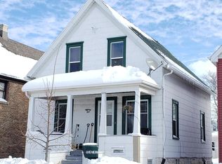 904 S 74th St, Milwaukee, WI 53214