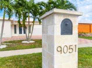 9051 NW 24th St, Sunrise, FL 33322