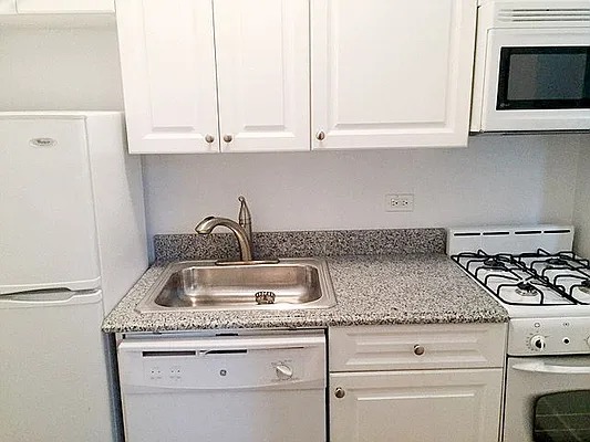 Rented by AJ Clarke | media 44