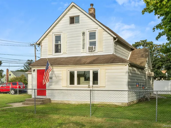 368 Catskill Avenue, Lindenhurst, NY 11757