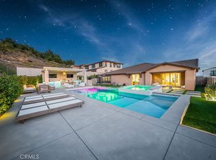 2428 Monroe Pl, Escondido, CA 92027