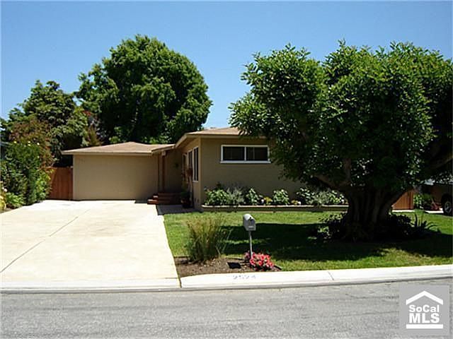 1st image of 2524 Fairway Dr