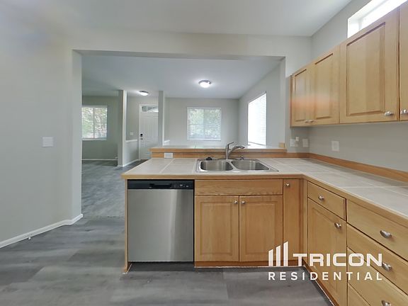4th image of 16311 SE 250th Pl
