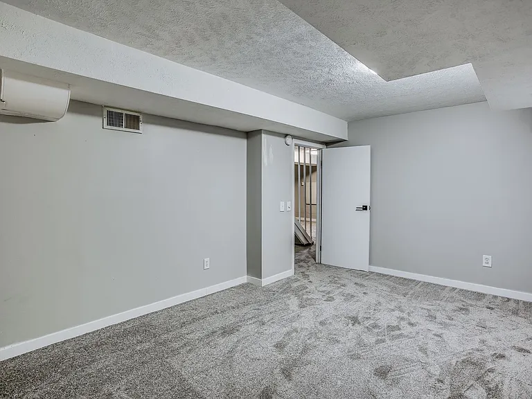 7071 Izard St — Photo 26