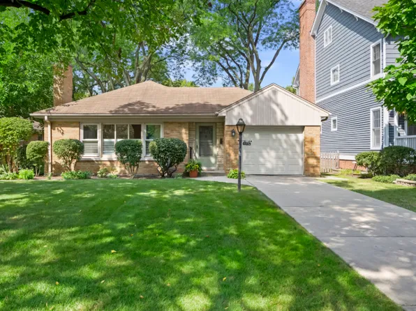 4832 Central Ave, Western Springs, IL 60558