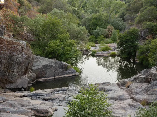 18399 Lime Kiln Rd, Sonora, CA 95370