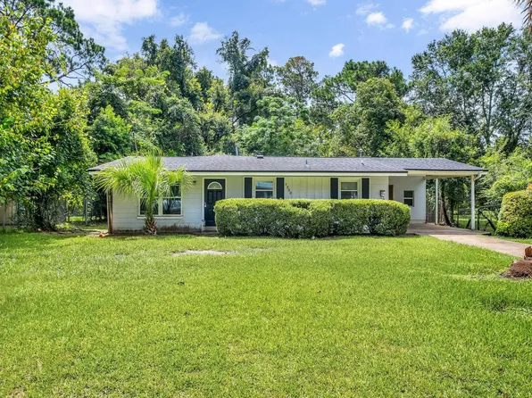 1733 Atkamire Dr, Tallahassee, FL 32304