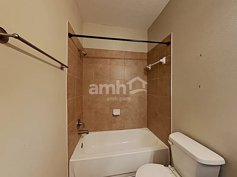 28914 Hidden Lake Ct W — Photo 17