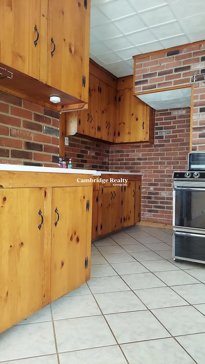 Building Photo - 3 Cottage Cir #B