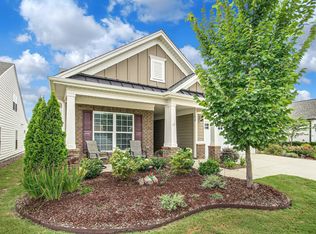 210 Kalmia Dr, Durham, NC 27703