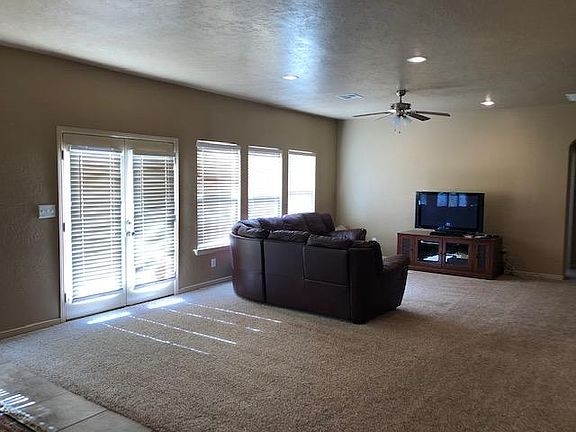 4th image of 1210 Indian Hills Dr Unit 6
