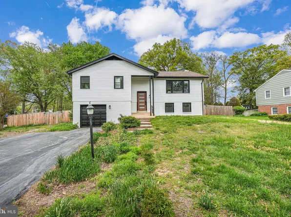 8643 Gateshead Rd, Alexandria, VA 22309