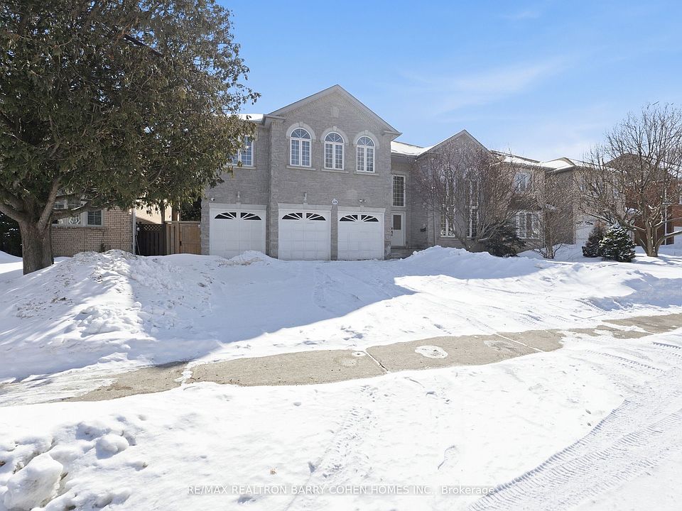 1st image of 19 Risebrough Ave