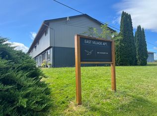 890 Dougherty Dr NE #8, Castle Rock, WA 98611