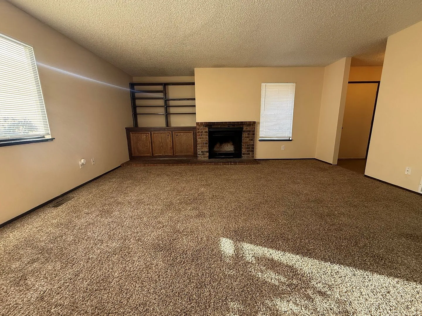 925 Gellatly Street — Photo 4