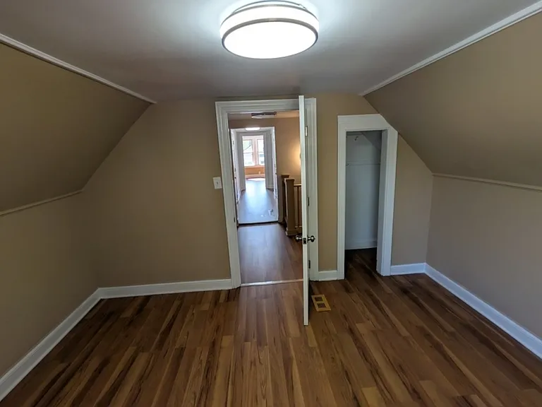 7117 S Wolcott Ave — Photo 6