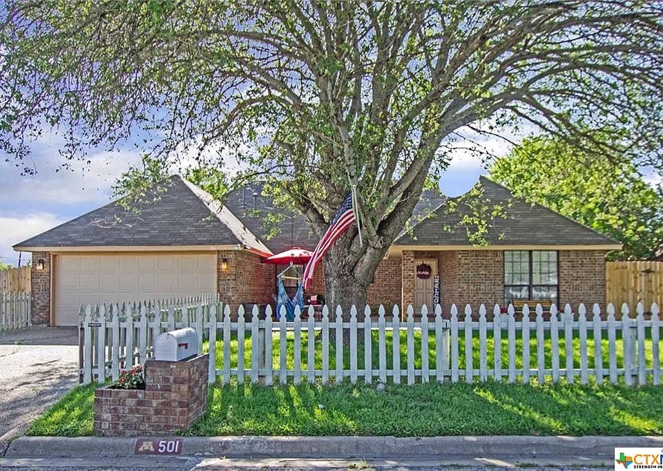 1st image of 501 Sun Meadows Dr