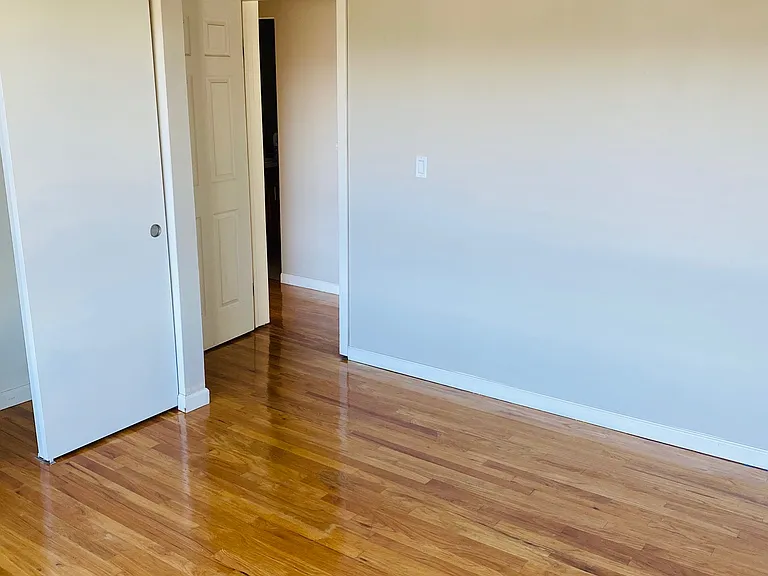 1226 Taylor Ave N #1 — Photo 20