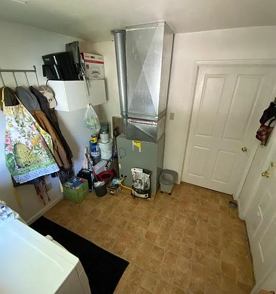 215 Palmer St — Photo 12