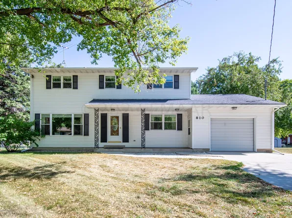 810 Parke Ave S, Glyndon, MN 56547