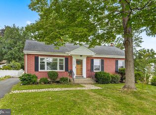 359 Hawthorne Dr, Lancaster, PA 17603