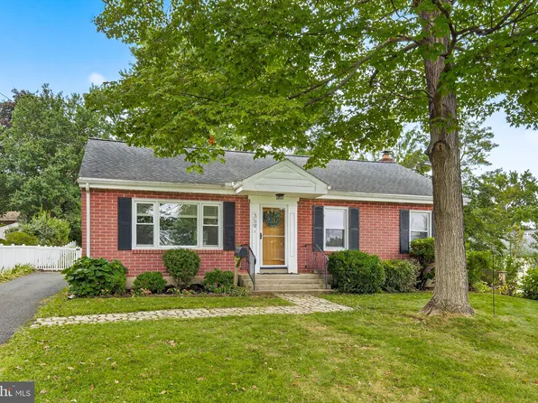 359 Hawthorne Dr, Lancaster, PA 17603