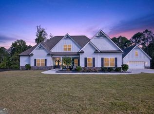 73 Starr Pl, Newnan, GA 30263