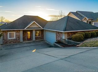 194 Pinnacle Point Rd, Climax Springs, MO 65324